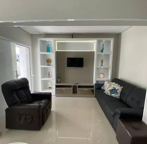 Ampla Casa C/ Piscina Em Balneario Camboriu