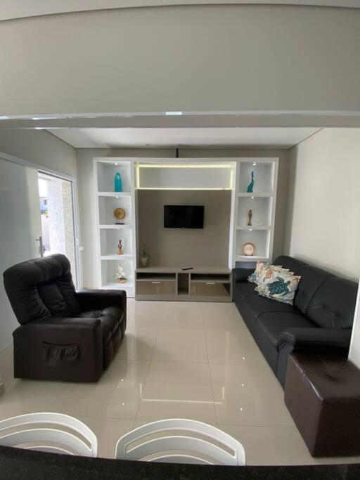 Holiday home Ampla Casa C/ Piscina Em Balneario Camboriu